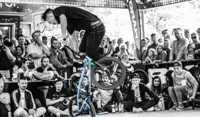 Coole Tricks mit dem BMX