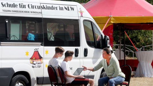 Unterricht im Wohnwagen