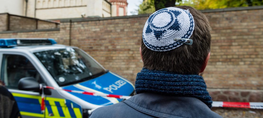 Schüsse vor der Synagoge