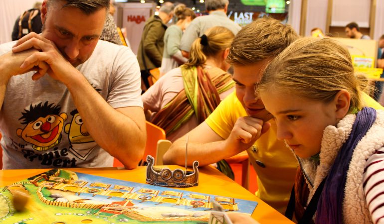 Eine Messe laut wie ein Bienenschwarm