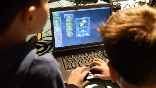 Mit “C3PO” sprechen lernen