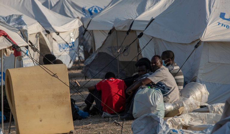 Auf der Straße schlafen