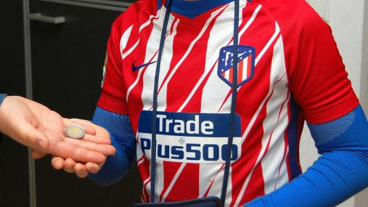 Fußballbilder oder Sparschwein?