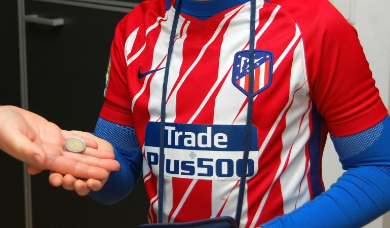 Fußballbilder oder Sparschwein?