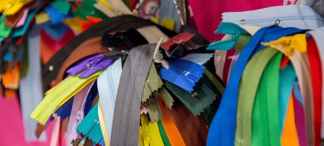 Taschen, Beutel, Kleider
