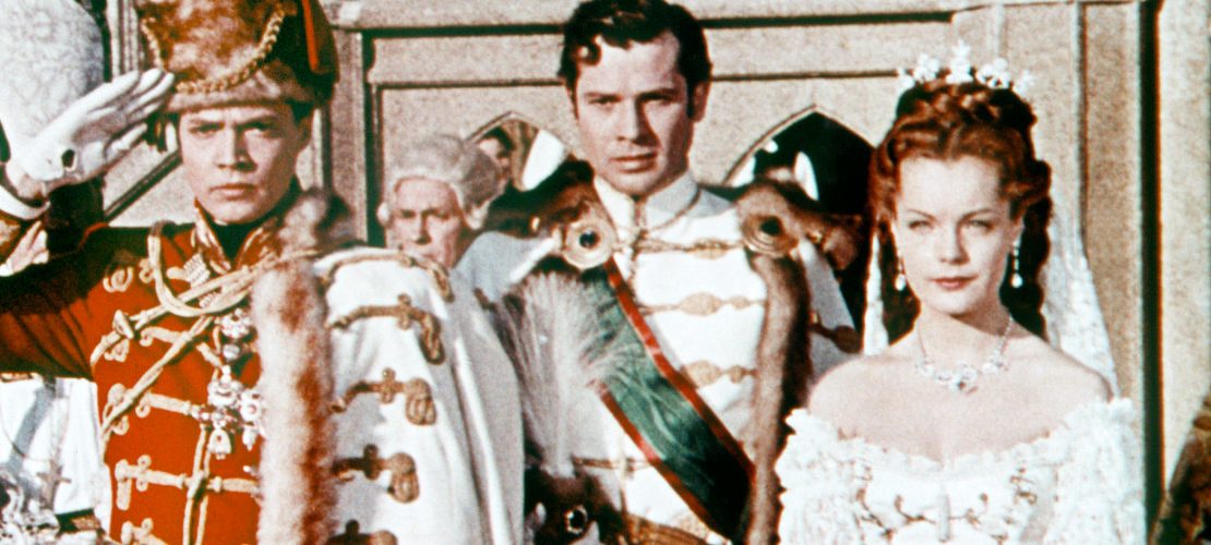 Eine Kaiserin mit Tattoo