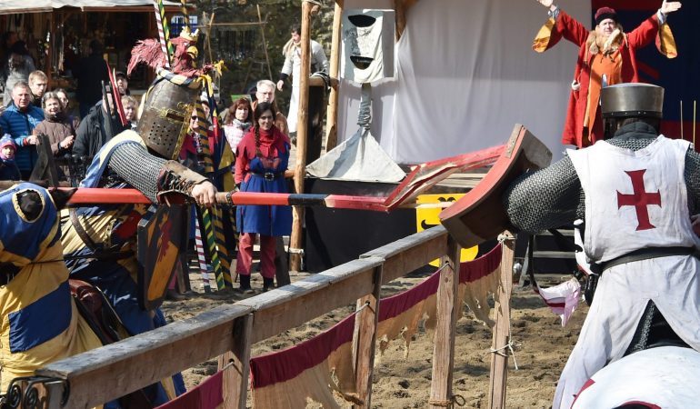 Auf die Pferde, fertig, los!