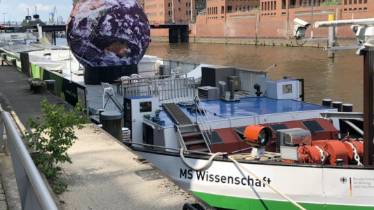 Schlau machen auf dem Schiff