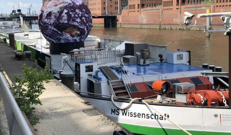 Schlau machen auf dem Schiff