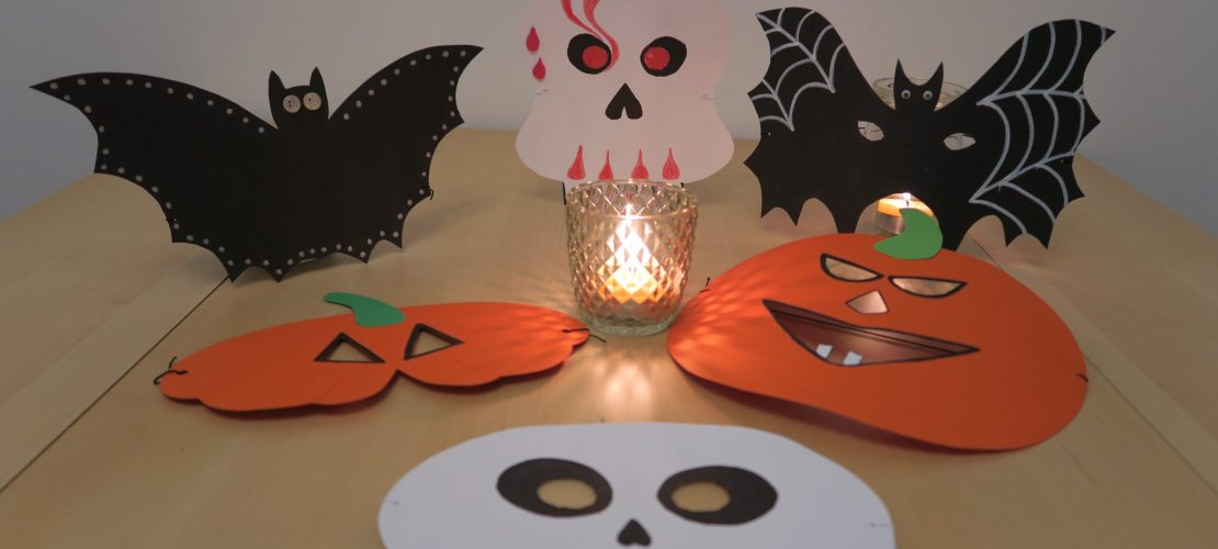 Fledermaus und Totenkopf: Basteln für Halloween