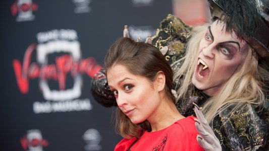 Traurig gruselige Vampire