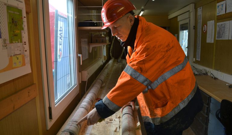 Hitze aus der Erde holen