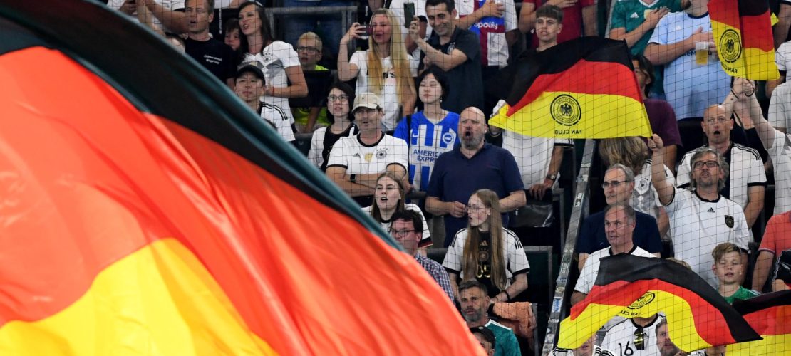 Fan-Gesänge sollten gut zum Mitgrölen sein