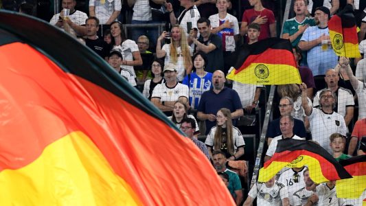 Fan-Gesänge sollten gut zum Mitgrölen sein