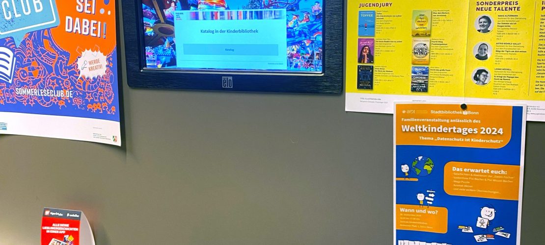 Mit dem Buch durch die Bücherei