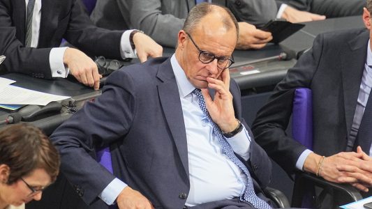 Heftiger Streit im Bundestag