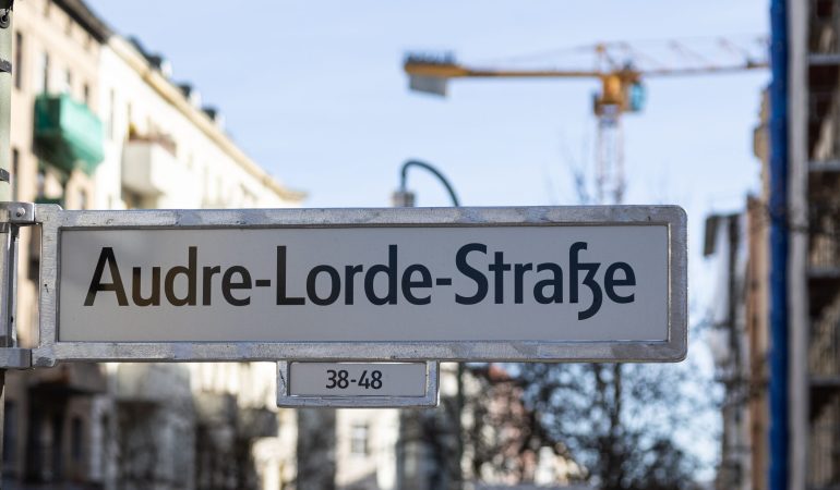 Frauen bekannter machen